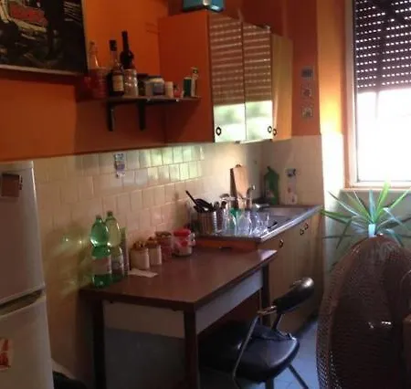 게스트하우스 Single Kingsize Bed Close To Metro A Stop Furio Camillo Lgbxfriendlyo