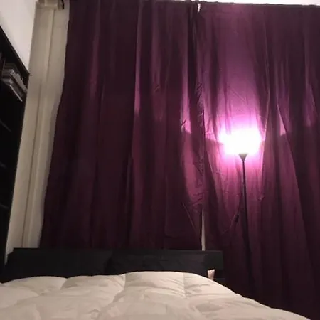 게스트하우스 Single Kingsize Bed Close To Metro A Stop Furio Camillo Lgbxfriendlyo *