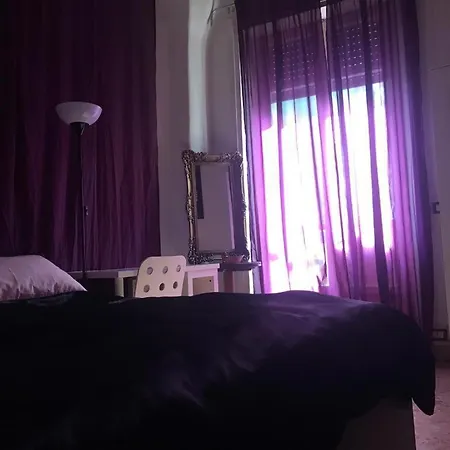 Single Kingsize Bed Close To Metro A Stop Furio Camillo Lgbxfriendlyo * 로마